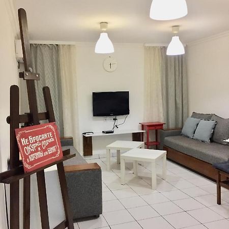 יירבאן Apartment Atenk מראה חיצוני תמונה