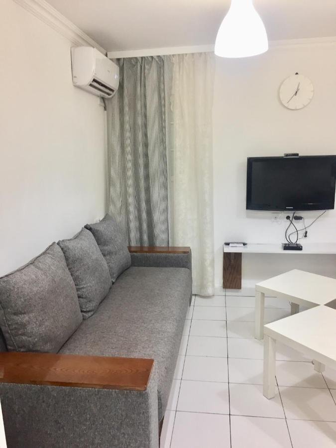 יירבאן Apartment Atenk מראה חיצוני תמונה